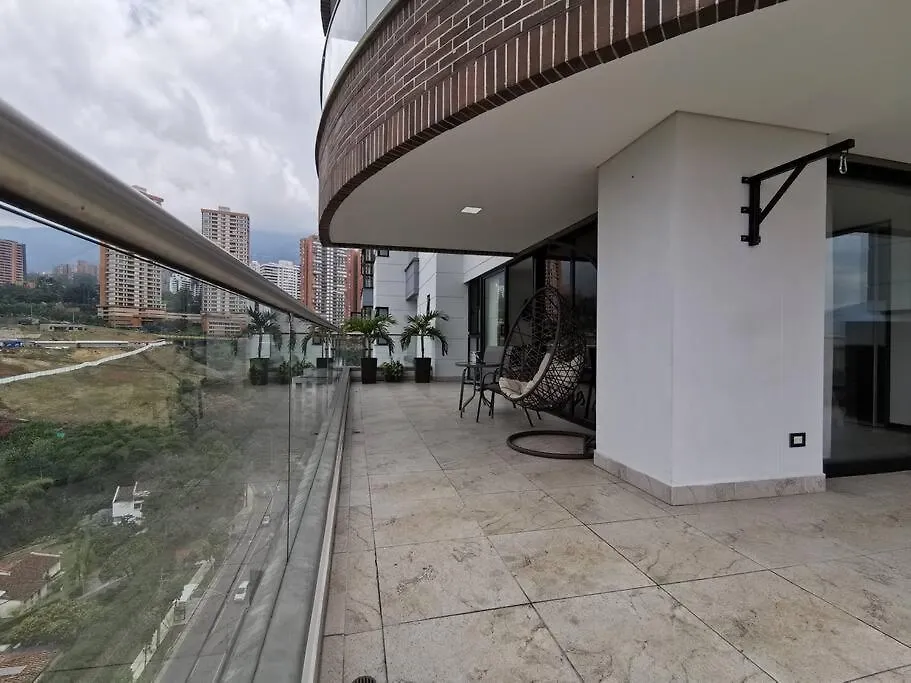 Apartment 1103 The Overlook Of Medellin In El Poblado Colombia