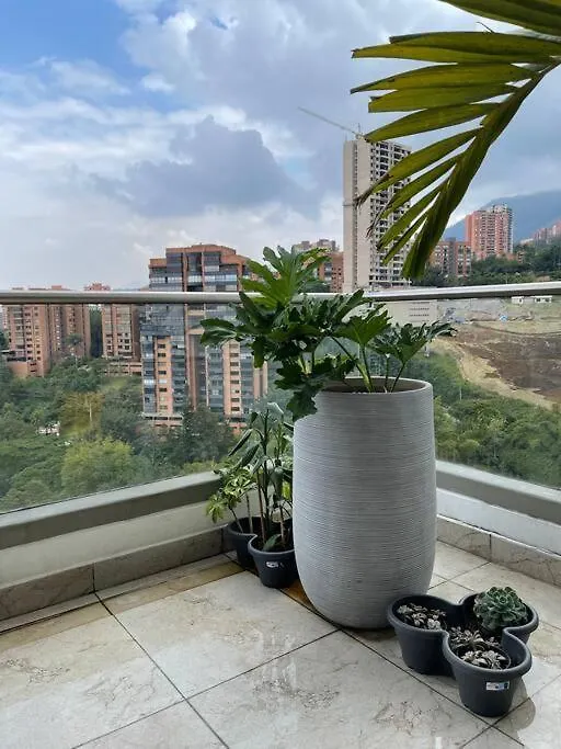 Apartment 1103 The Overlook Of Medellin In El Poblado